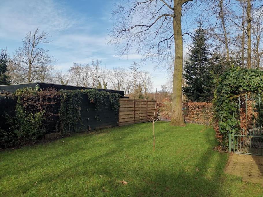Huisje Mezengroet Lanaken Bagian luar foto